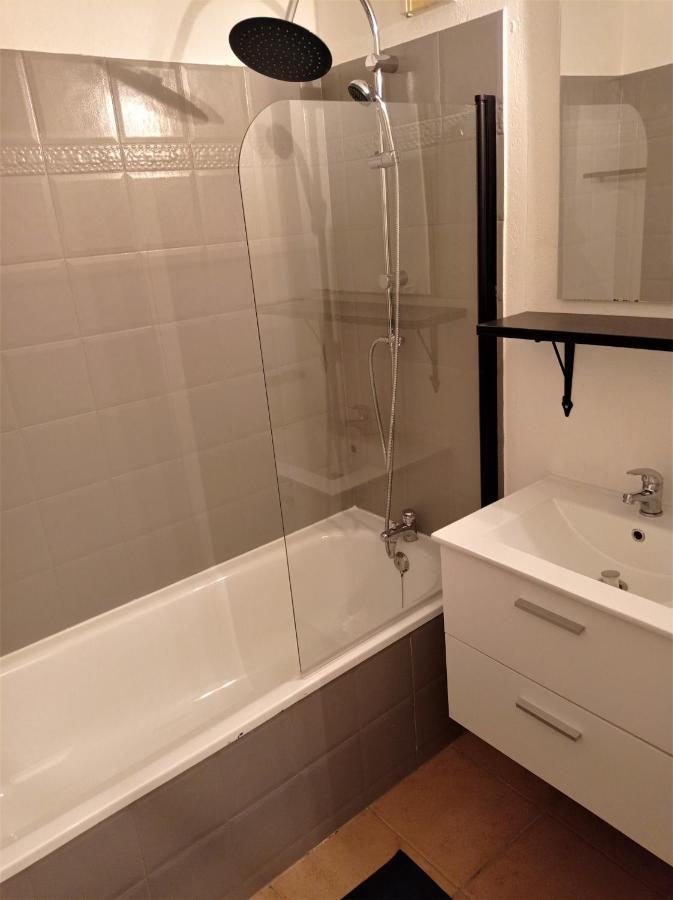 Appartement Proche Cite Medievale Et Centre Ville - Parking Prive Carcassonne Luaran gambar
